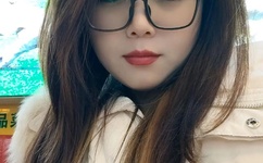 三个黑人三个金发美女